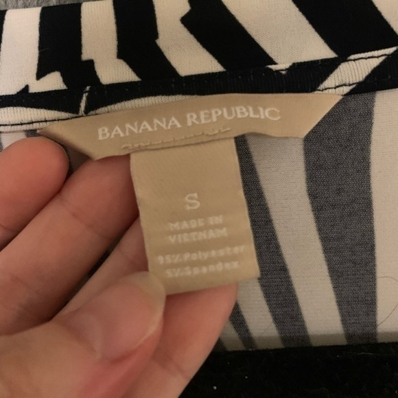 🔴 Banana Rep. Zebra print top - Picture 2 of 2
